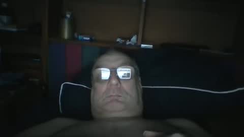 Snapshot of tebb61 chatting on 11-18-25, 09:47 Mark online show from 11-18-25, 09:47