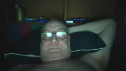 Snapshot of tebb61 chatting on 11-28-25, 08:28 Mark online show from 11-28-25, 08:28