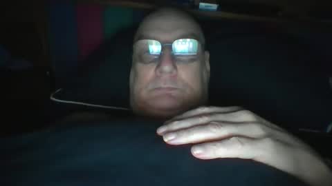 Snapshot of tebb61 chatting on 12-17-25, 09:48 Mark online show from 12-17-25, 09:48