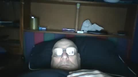 Snapshot of tebb61 chatting on 12-19-25, 08:43 Mark online show from 12-19-25, 08:43