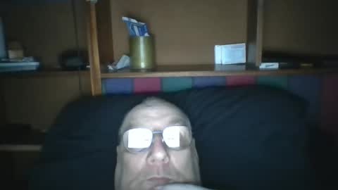 Snapshot of tebb61 chatting on 03-03-26, 08:53 Mark online show from 03-03-26, 08:53