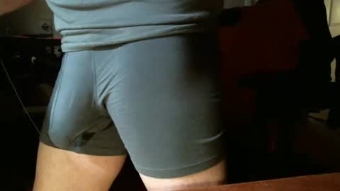 Snapshot of techloot chatting on 11-07-25, 12:43 techloot online show from 11-07-25, 12:43