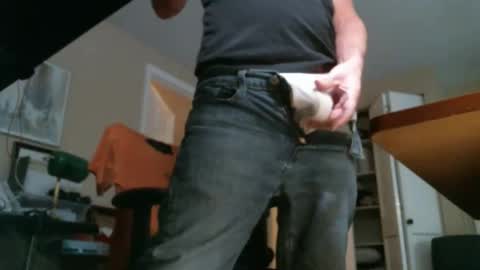 Snapshot of techloot chatting on 11-08-25, 07:56 techloot online show from 11-08-25, 07:56