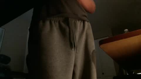 Snapshot of techloot chatting on 11-24-25, 01:27 techloot online show from 11-24-25, 01:27