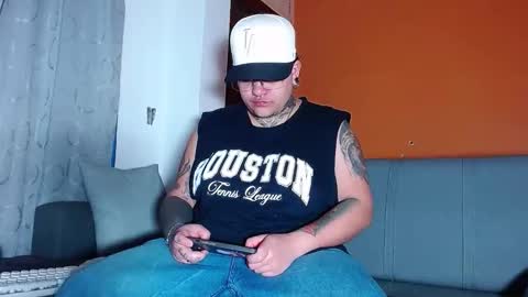 Charlee He online show from 03-02-26, 10:22