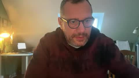 Snapshot of technoboy1975007 chatting on 05-14-26, 12:23 technoboy1975007 online show from 05-14-26, 12:23