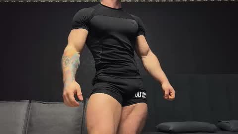 Snapshot of technohotgod chatting on 11-25-25, 04:23 Andy Psy online show from 11-25-25, 04:23