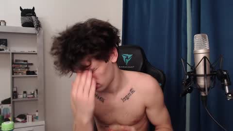 Teddy online show from 12-18-24, 03:55