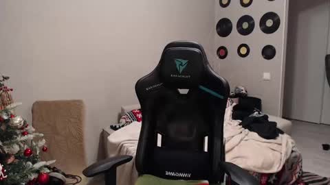 Teddy online show from 12-05-25, 07:17