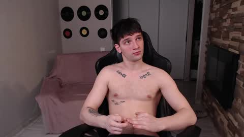 Teddy online show from 04-15-26, 03:19