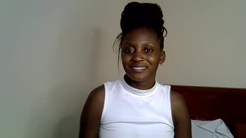 Nicole online show from 04-19-26, 01:38