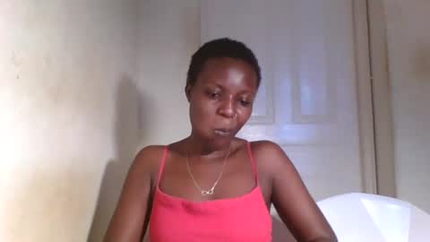 Snapshot of tee_kaicy chatting on 12-16-24, 06:32 kaicy online show from 12-16-24, 06:32