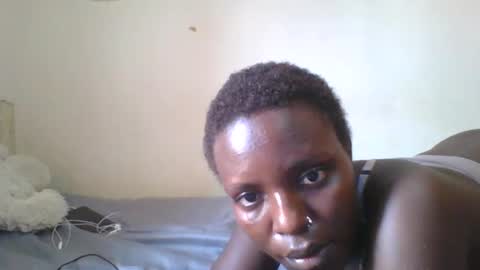 Snapshot of tee_kaicy chatting on 12-17-24, 01:05 kaicy online show from 12-17-24, 01:05