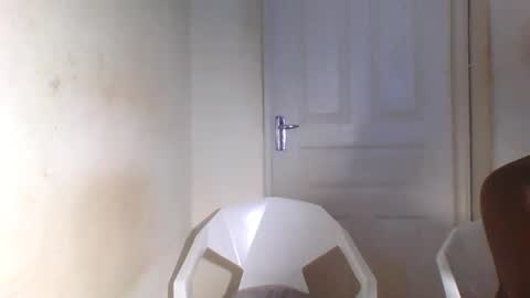 Snapshot of tee_kaicy chatting on 12-19-24, 11:29 kaicy online show from 12-19-24, 11:29