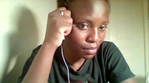 Snapshot of tee_kaicy chatting on 12-26-24, 12:03 kaicy online show from 12-26-24, 12:03