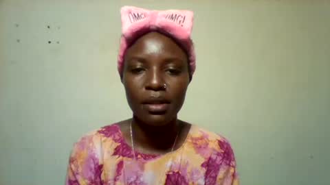 Snapshot of tee_kaicy chatting on 01-19-25, 11:01 kaicy online show from 01-19-25, 11:01