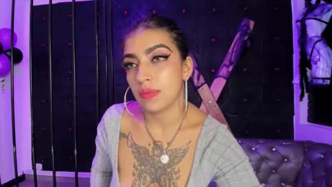 Snapshot of teeennaugthy18 chatting on 10-26-25, 03:07 Tayloor online show from 10-26-25, 03:07