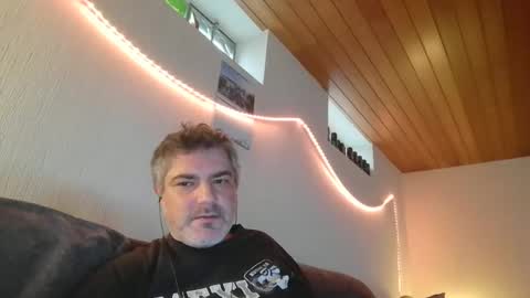 Peter online show from 02-11-25, 09:31