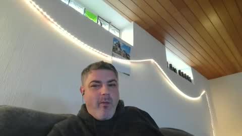 Peter online show from 03-12-25, 07:24