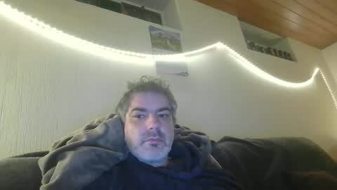 Peter online show from 10-28-25, 05:11