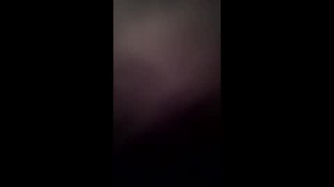 Snapshot of teejm chatting on 02-05-26, 03:11 Twizzler online show from 02-05-26, 03:11