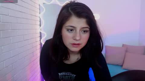 Snapshot of teffi_tay chatting on 09-11-25, 10:21 teffi_tay online show from 09-11-25, 10:21
