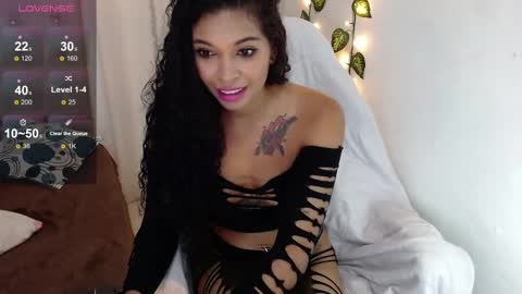 Snapshot of tefy_dani chatting on 03-02-25, 04:53 Tefy Cardona online show from 03-02-25, 04:53
