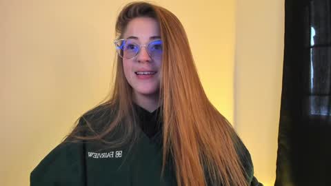 Snapshot of tekila__ chatting on 12-21-24, 10:19 tekila__ online show from 12-21-24, 10:19