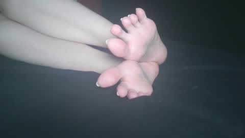 Snapshot of telegram1030 chatting on 01-21-25, 09:35 Viv West online show from 01-21-25, 09:35