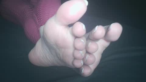 Snapshot of telegram1030 chatting on 01-24-25, 04:37 Viv West online show from 01-24-25, 04:37