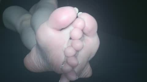 Snapshot of telegram1030 chatting on 01-25-25, 05:40 Viv West online show from 01-25-25, 05:40