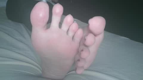 Snapshot of telegram1030 chatting on 02-06-25, 02:44 Viv West online show from 02-06-25, 02:44