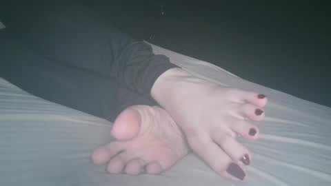 Snapshot of telegram1030 chatting on 02-08-25, 02:58 Viv West online show from 02-08-25, 02:58