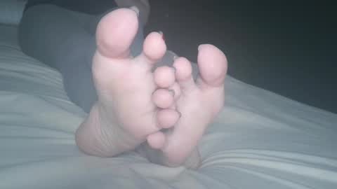 Snapshot of telegram1030 chatting on 02-14-25, 07:49 Viv West online show from 02-14-25, 07:49