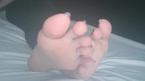 Snapshot of telegram1030 chatting on 02-17-25, 08:41 Viv West online show from 02-17-25, 08:41