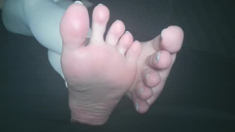 Snapshot of telegram1030 chatting on 02-25-25, 02:36 Viv West online show from 02-25-25, 02:36