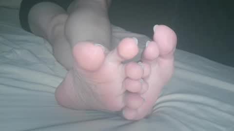 Snapshot of telegram1030 chatting on 03-05-25, 03:08 Viv West online show from 03-05-25, 03:08