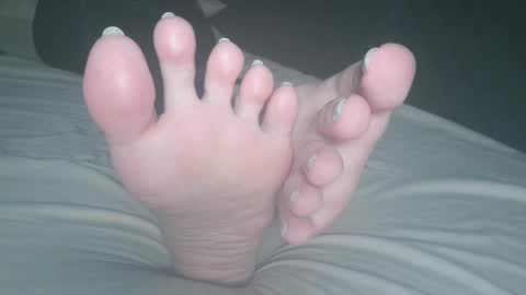 Snapshot of telegram1030 chatting on 03-06-25, 03:46 Viv West online show from 03-06-25, 03:46