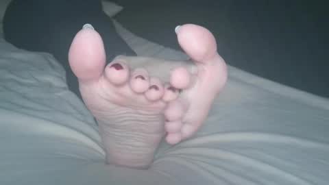 Snapshot of telegram1030 chatting on 03-10-25, 08:04 Viv West online show from 03-10-25, 08:04