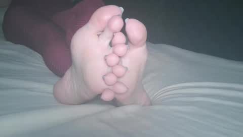 Snapshot of telegram1030 chatting on 03-11-25, 08:41 Viv West online show from 03-11-25, 08:41