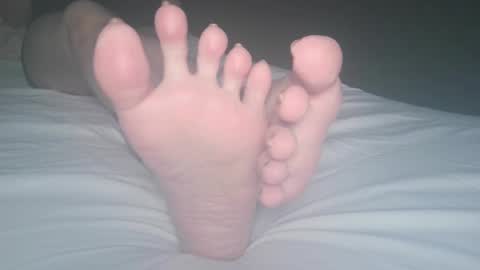 Snapshot of telegram1030 chatting on 09-10-25, 04:56 Viv West online show from 09-10-25, 04:56