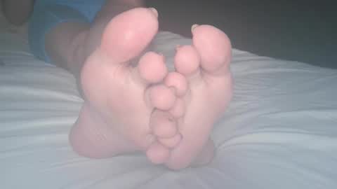 Snapshot of telegram1030 chatting on 09-11-25, 02:55 Viv West online show from 09-11-25, 02:55