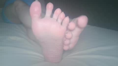 Snapshot of telegram1030 chatting on 09-16-25, 02:56 Viv West online show from 09-16-25, 02:56