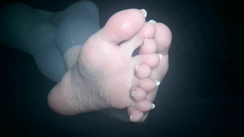 Snapshot of telegram1030 chatting on 10-02-25, 03:35 Viv West online show from 10-02-25, 03:35