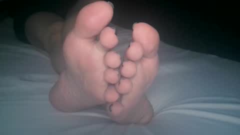 Snapshot of telegram1030 chatting on 11-05-25, 03:39 Viv West online show from 11-05-25, 03:39