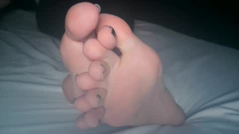 Snapshot of telegram1030 chatting on 11-07-25, 04:34 Viv West online show from 11-07-25, 04:34