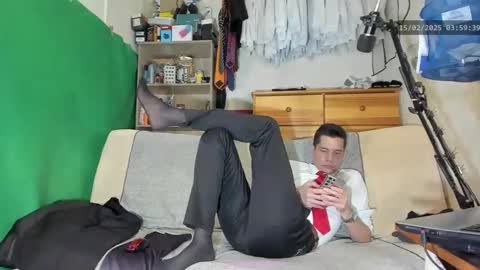 Snapshot of telepaticman chatting on 02-15-25, 02:58 Virg Lszl online show from 02-15-25, 02:58