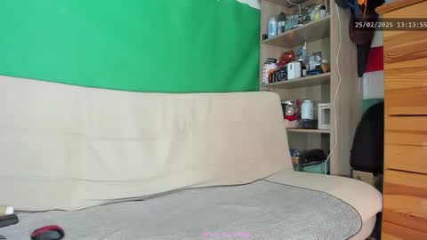 Snapshot of telepaticman chatting on 02-25-25, 12:13 Virg Lszl online show from 02-25-25, 12:13