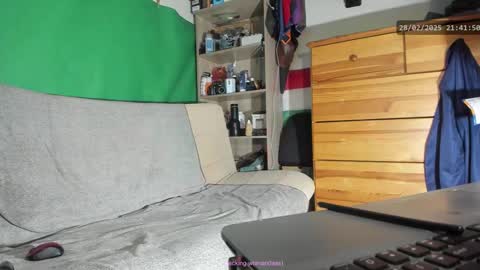 Snapshot of telepaticman chatting on 02-28-25, 08:39 Virg Lszl online show from 02-28-25, 08:39