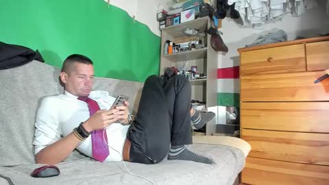 Snapshot of telepaticman chatting on 10-05-25, 04:05 Virg Lszl online show from 10-05-25, 04:05